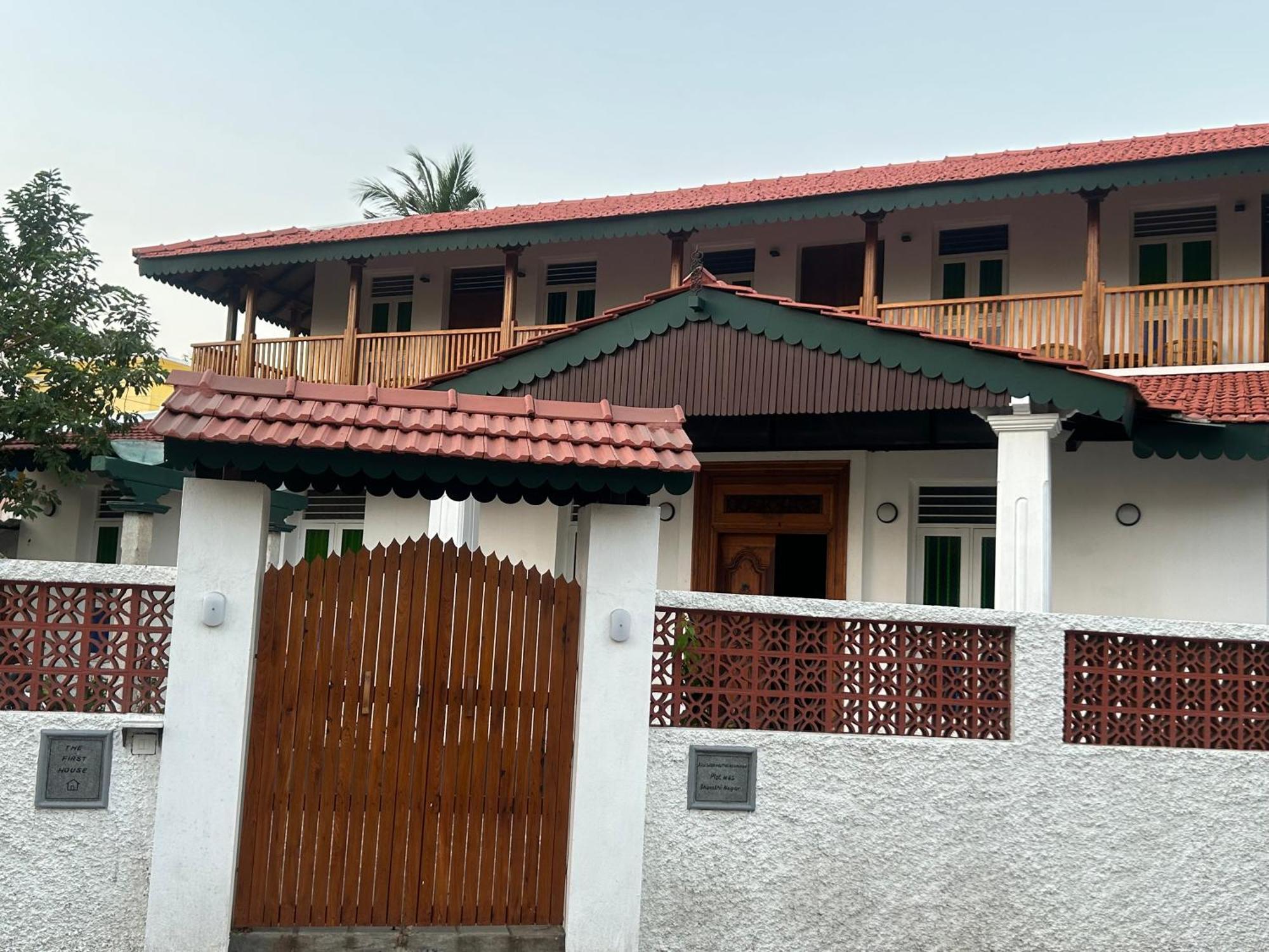 The First House Karaikal Hotell Exteriör bild